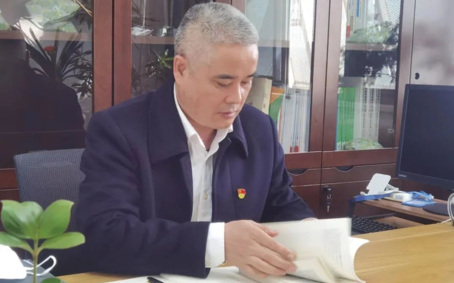 政协委员丨张雪明：进一步优化行政审批流程 提高办事效率