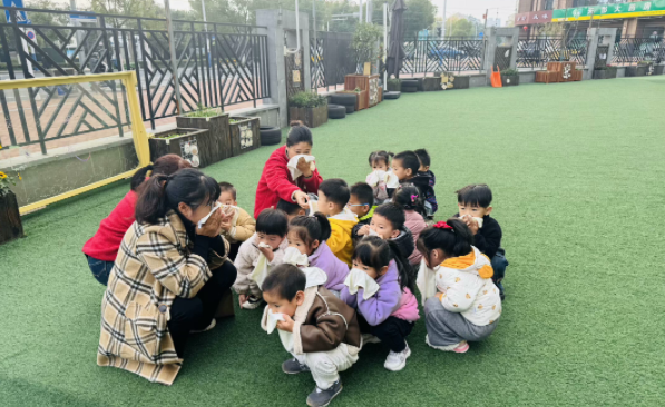 消防在我心，安全伴我行——溧阳市丁园幼儿园开展消防演练活动 