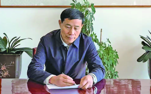 市人大代表陈信华：履职尽责显初心 双岗建功促发展