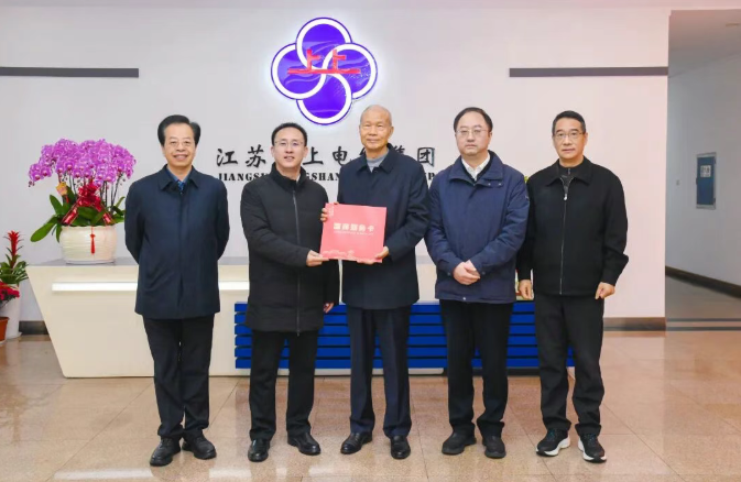 市四套班子领导走访重点企业