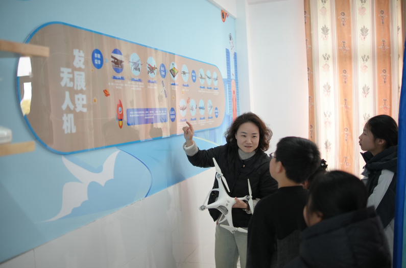 喜报！溧阳市别桥中心小学获评“全国航空特色学校”